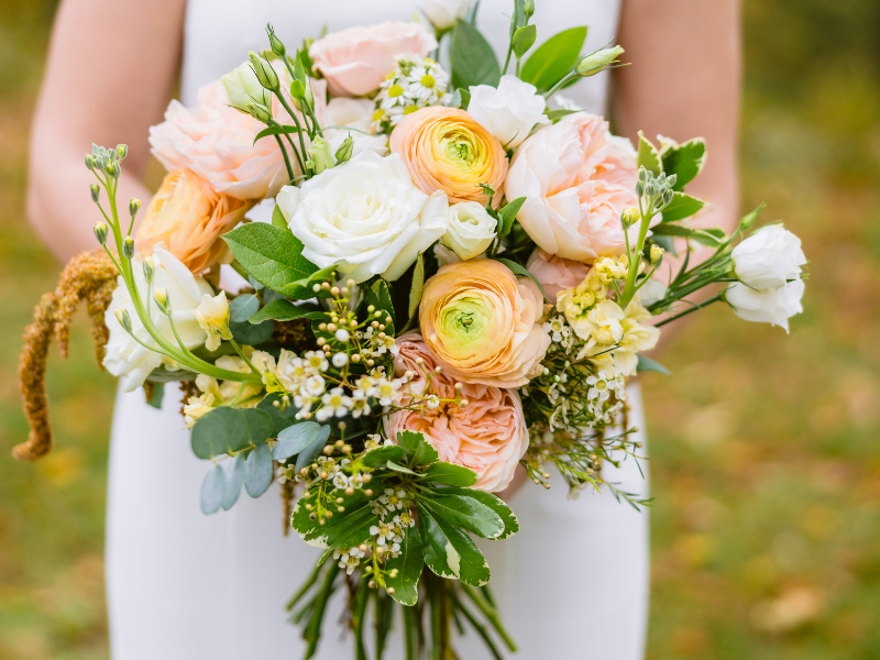 Timeline for DIY Wedding Flowers in 6 Easy Steps